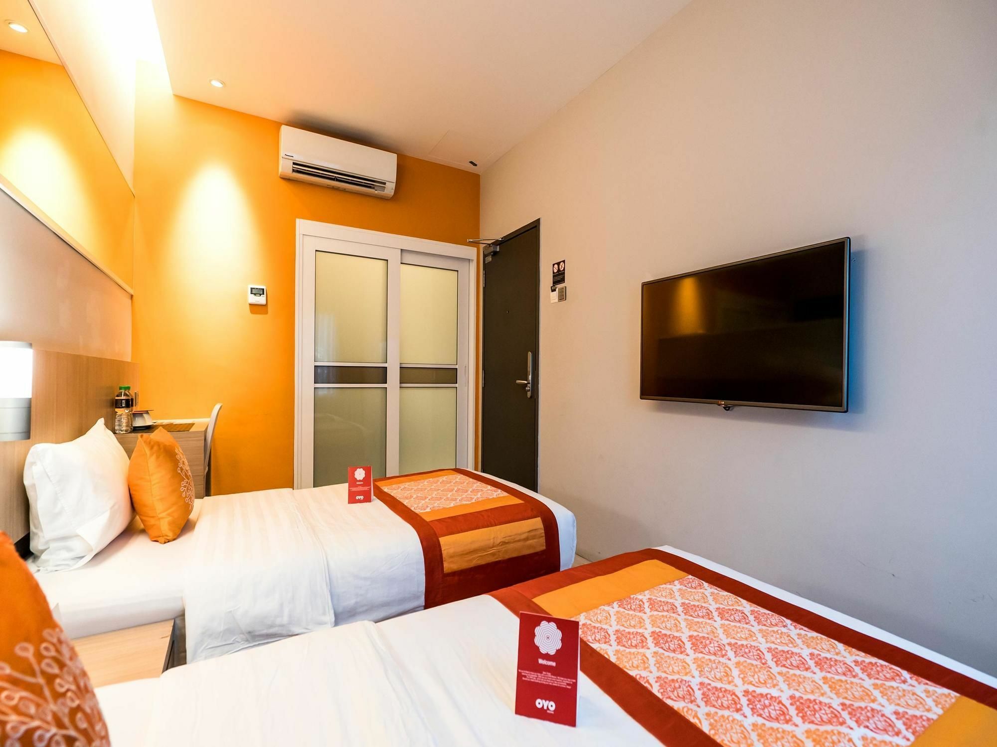 Oyo 279 Orange Premier Hotel Kuala Lumpur Exterior foto